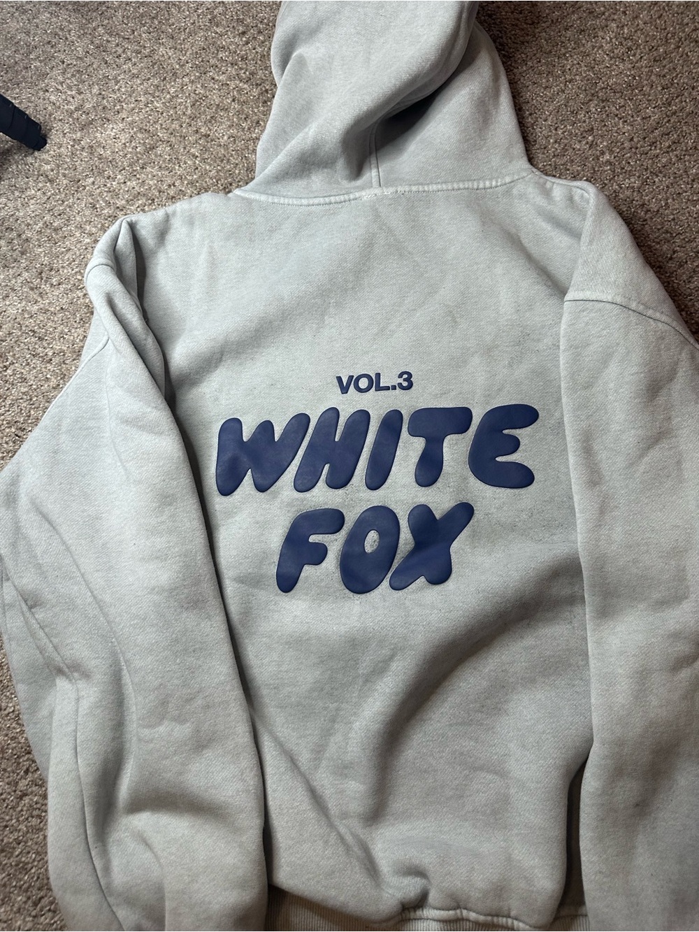WHITE FOX Vol.3 Light Gray Hoodie - Picture 4 of 4